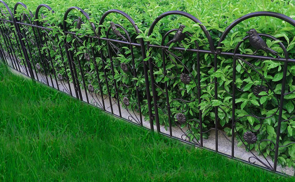 Decorative Garden Fences 5 Pack Metal Panels Edging Fences Patio Lawn Landscape Fencing Flower Bed Border for Outdoor Yards